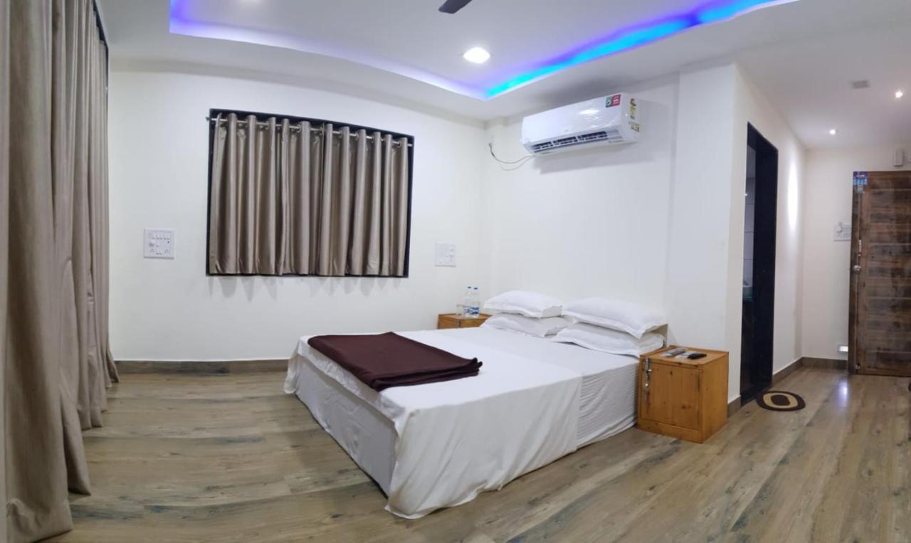 Klub Khavana- The Exclusive Beachfront Resort Vengurla Εξωτερικό φωτογραφία